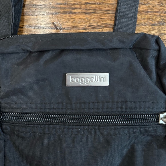 Baggallina Womens Black Canvas AllWeather Crossbody /Wallet/PassportHolder NWOT - Picture 4 of 11